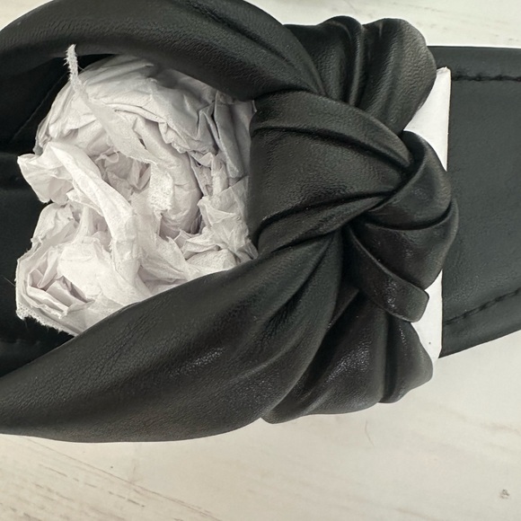 Michael Kors Elena Leather Sandal Black Kitten Heel with Elegant Knot Detail - Picture 5 of 11